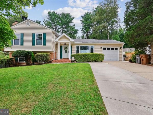 11 LODGE PLACE, ROCKVILLE, MD 20850