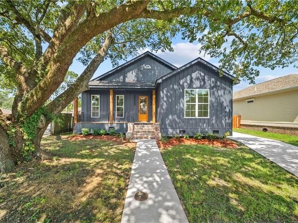 4810 GALAHAD Drive, New Orleans, LA 70127