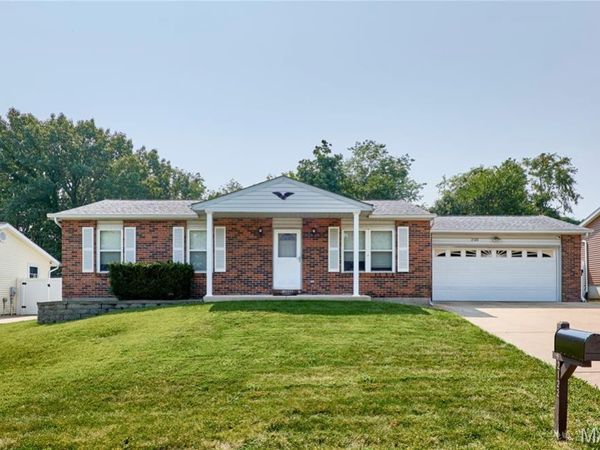 2122 Casa Blanca Drive, Arnold, MO 63010