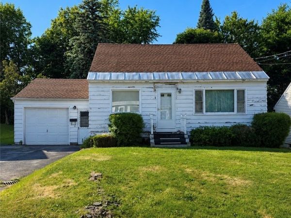 16 Pleasant View Place, Whitesboro, NY 13492