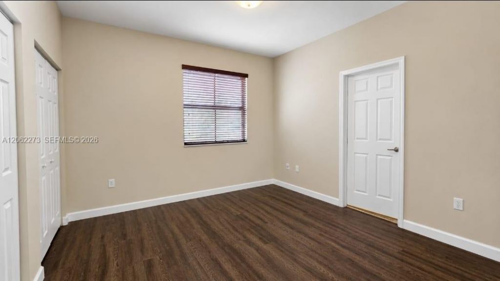8890 W 33rd Ave, Hialeah, FL 33018 Photo