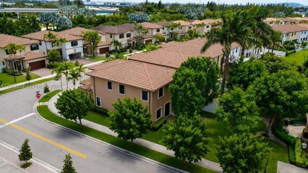 8890 W 33rd Ave, Hialeah, FL 33018 Photo