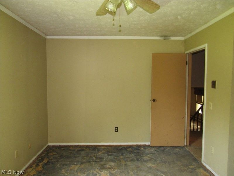 10940 Julie Street NE, Alliance, OH 44601 Photo 17