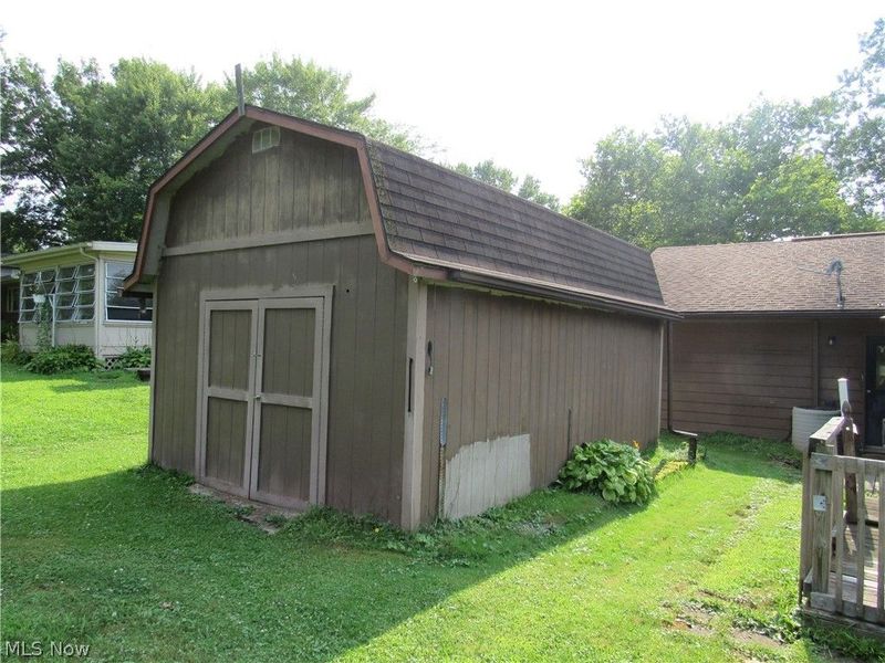 10940 Julie Street NE, Alliance, OH 44601 Photo 30