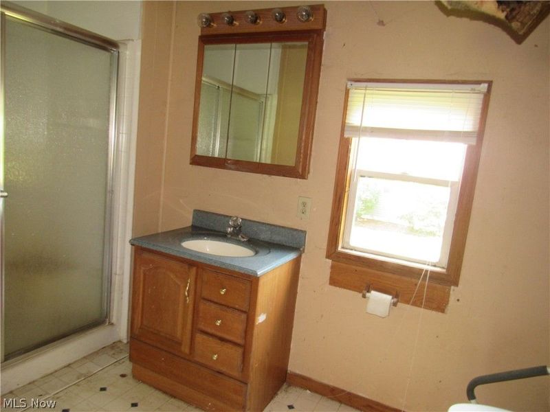 10940 Julie Street NE, Alliance, OH 44601 Photo 7