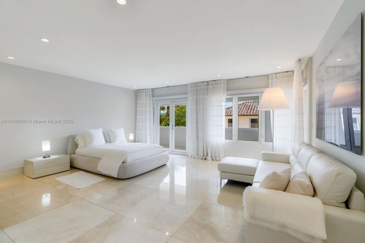 112 Paloma Dr, Coral Gables, FL 33143 Photo