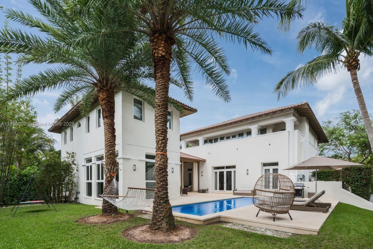 112 Paloma Dr, Coral Gables, FL 33143 Photo