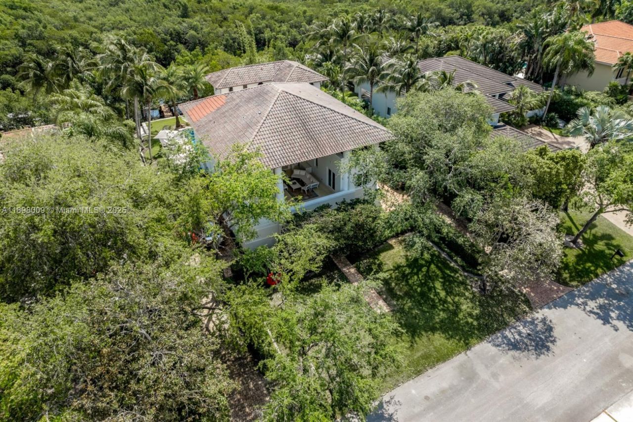 112 Paloma Dr, Coral Gables, FL 33143 Photo