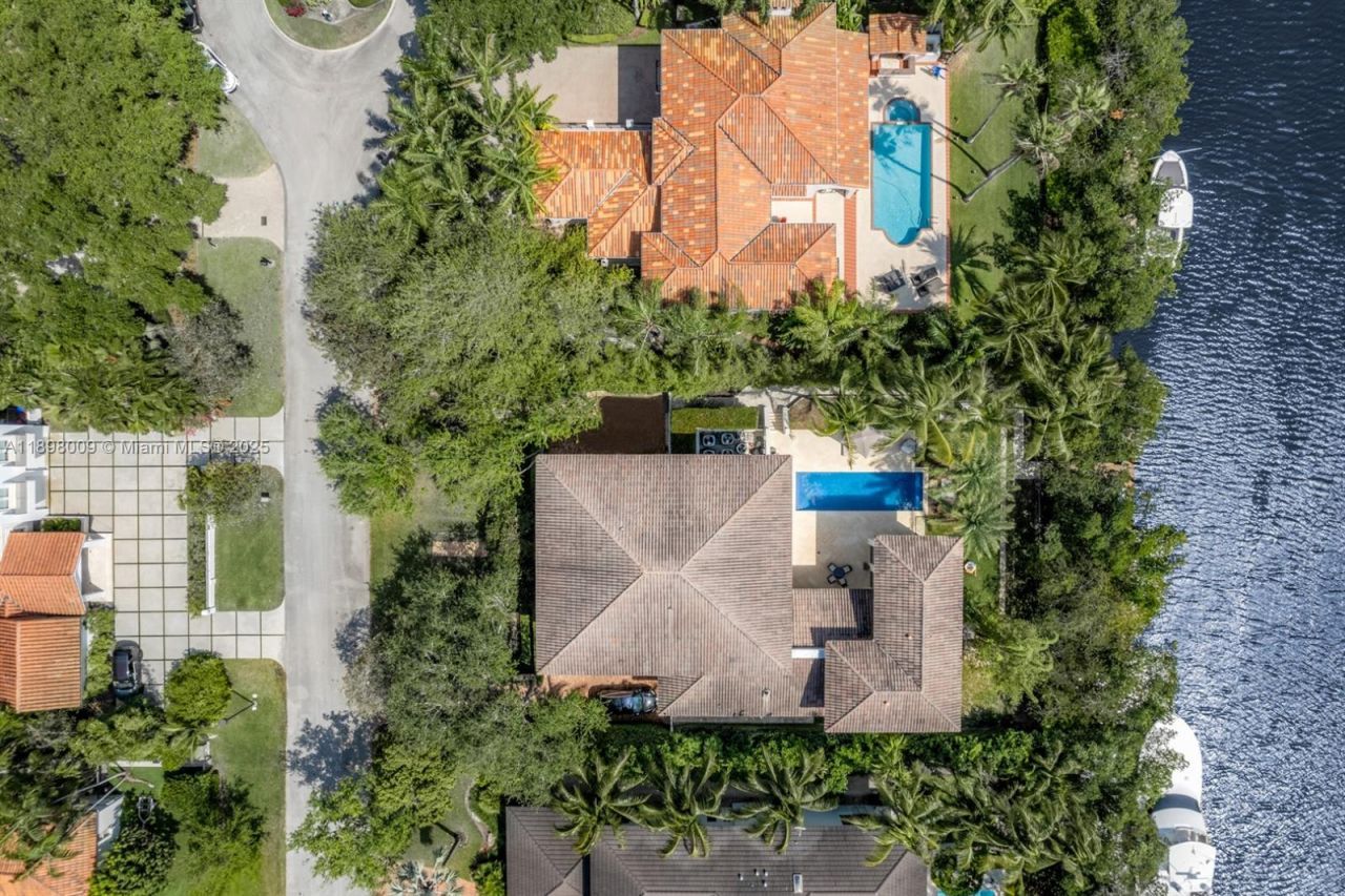 112 Paloma Dr, Coral Gables, FL 33143 Photo