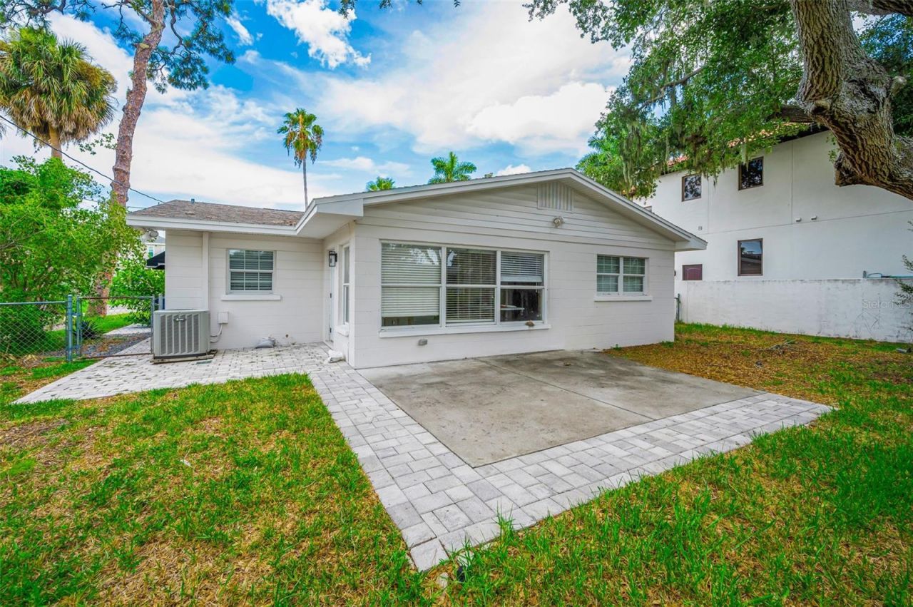 910 Snell Isle Boulevard Ne, Saint Petersburg, FL 33704 Photo