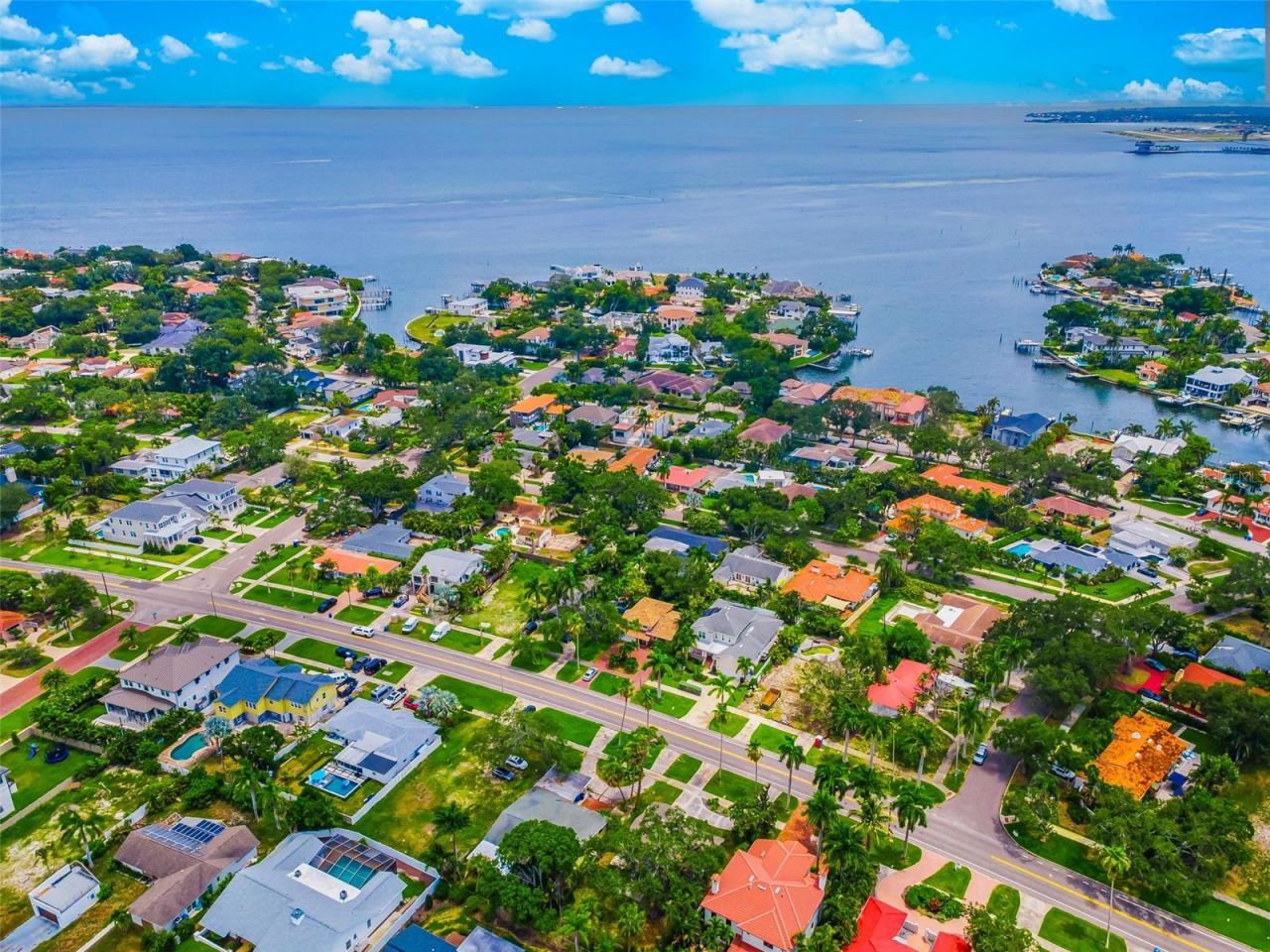 910 Snell Isle Boulevard Ne, Saint Petersburg, FL 33704 Photo