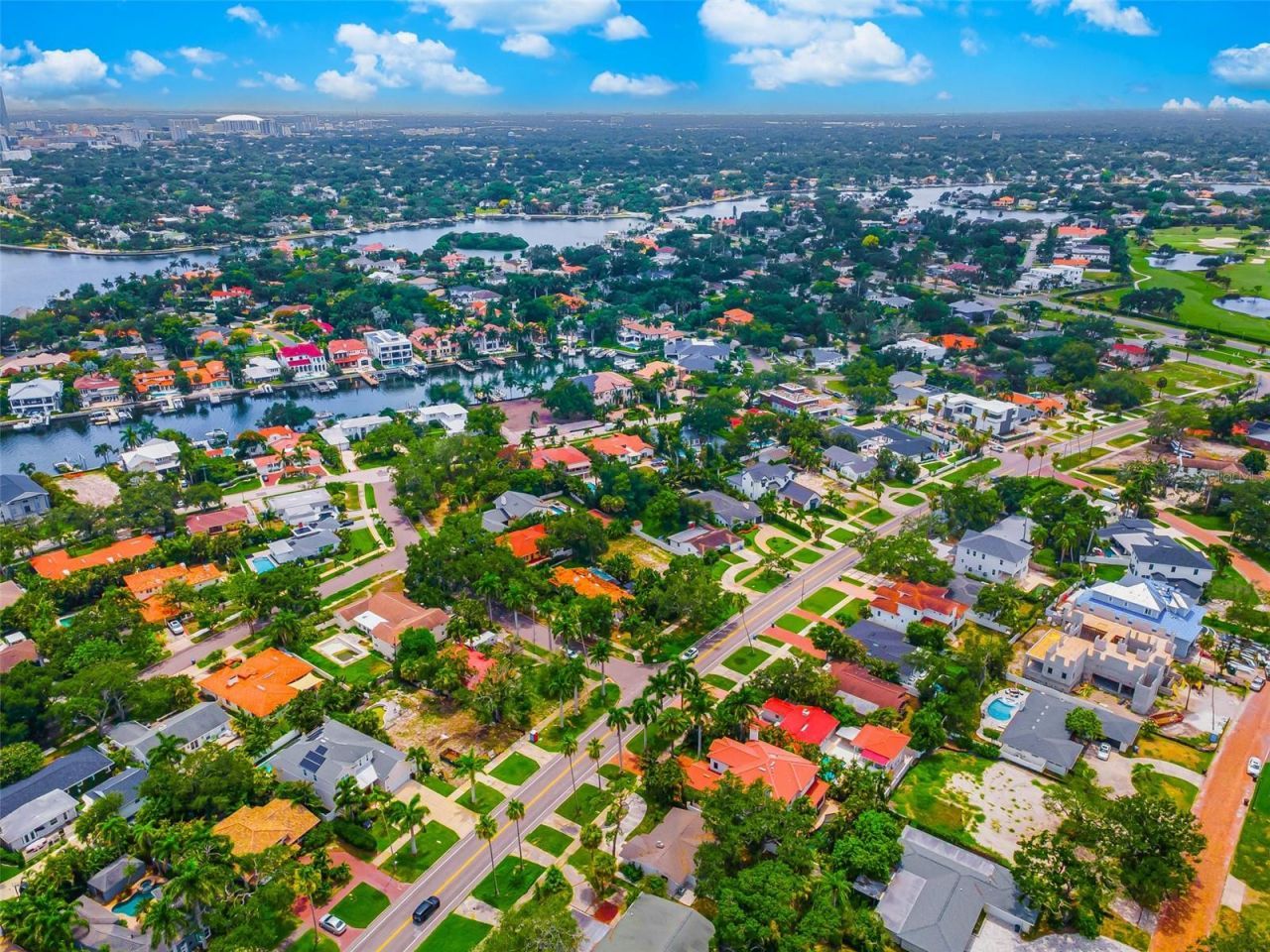 910 Snell Isle Boulevard Ne, Saint Petersburg, FL 33704 Photo