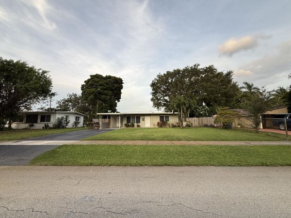 2316 SW 35TH Avenue, Fort Lauderdale, FL 33312