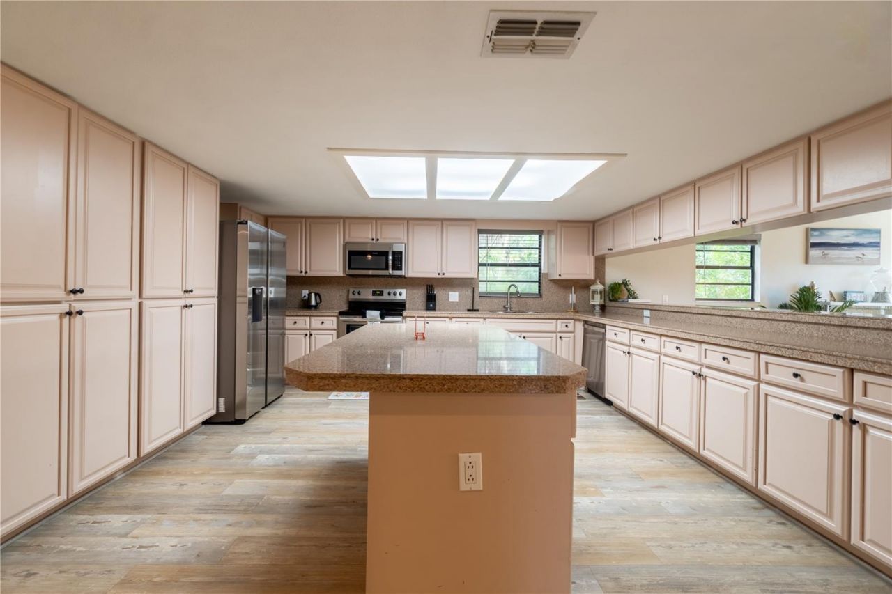 4003 Bayside Court, Bradenton, FL 34210 Photo