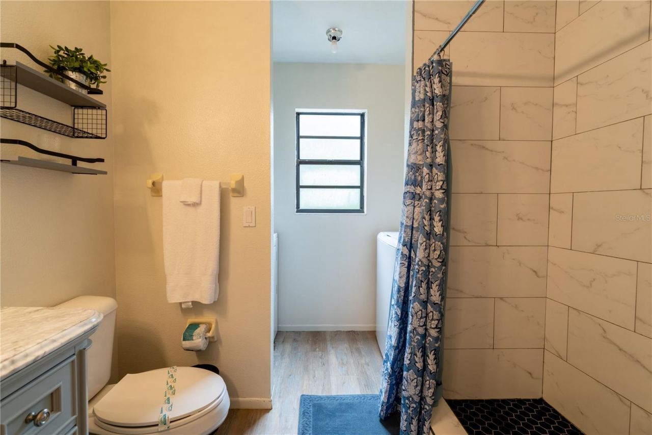 4003 Bayside Court, Bradenton, FL 34210 Photo