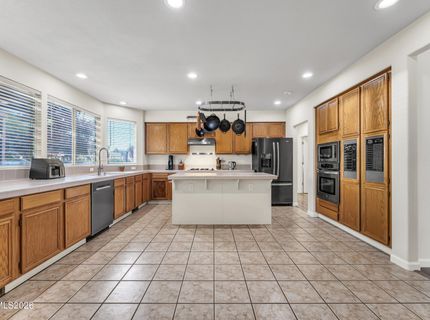 5058 Paseo Court, Sparks, NV 89436 Photo