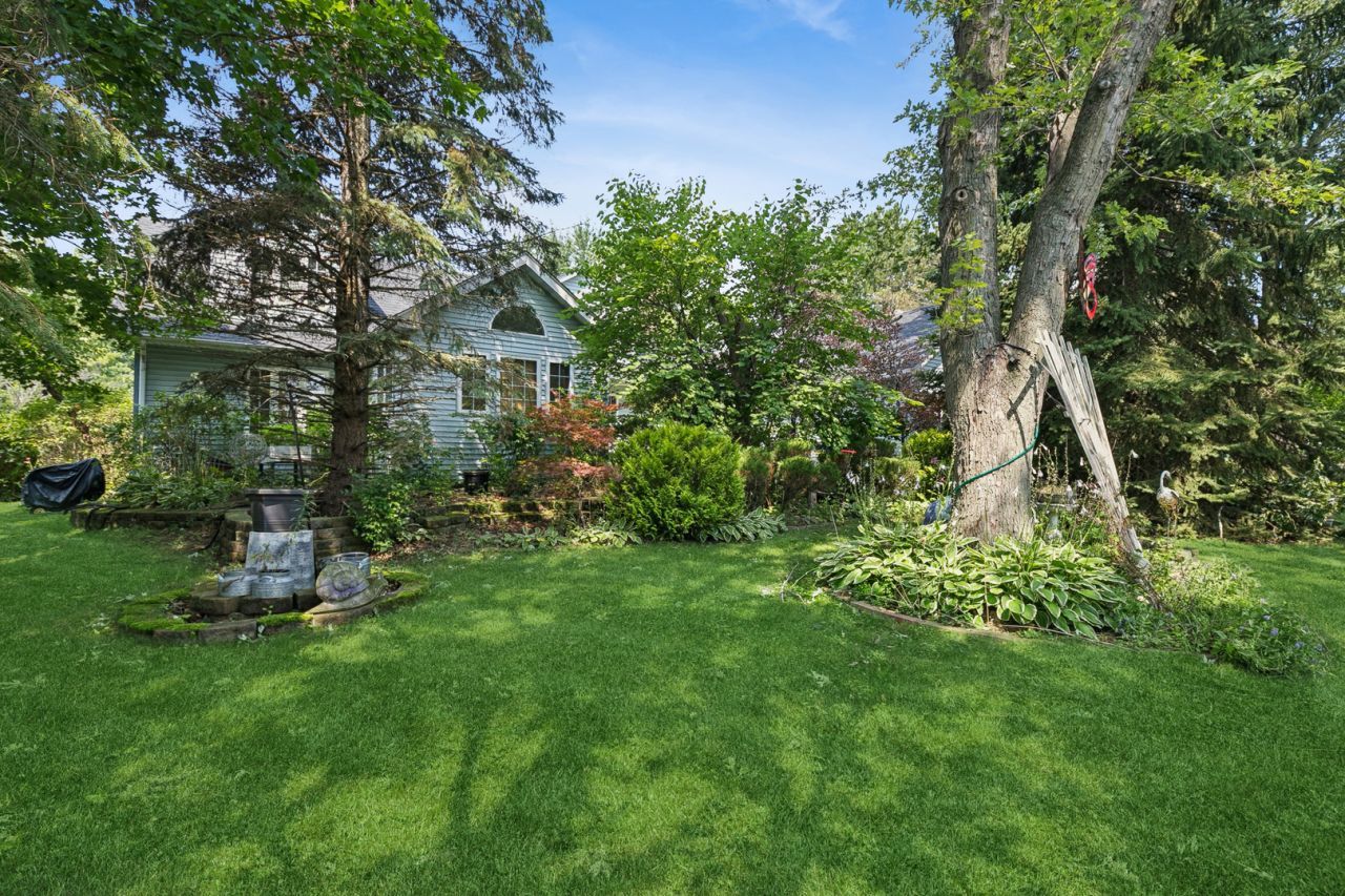 38690 N Boulevard View Avenue, Wadsworth, IL 60083 Main Photo