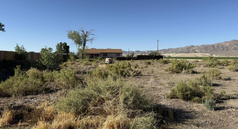 1 Smoke Tree Lane, Yerington, NV 89447 Photo