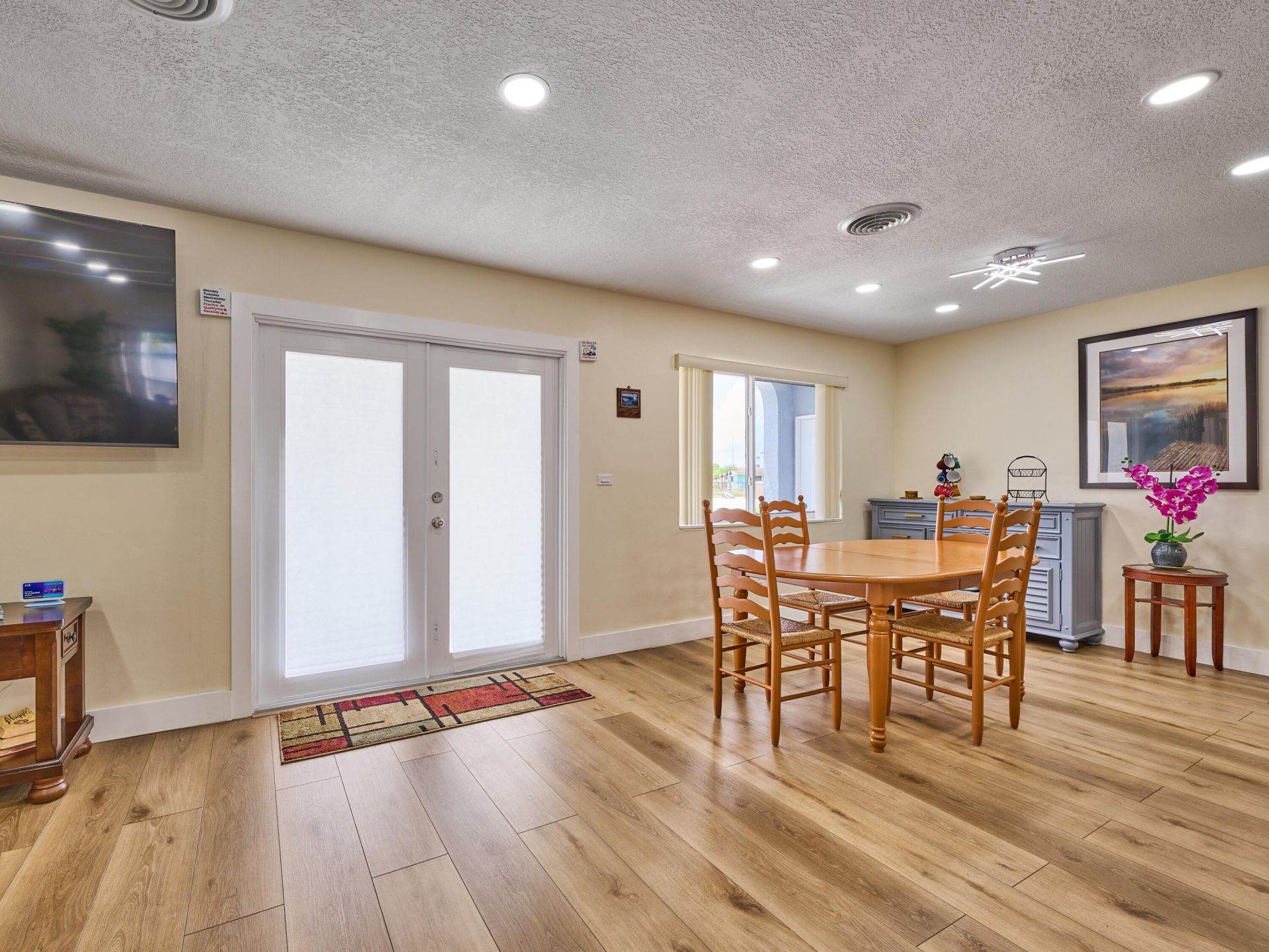 19615 NW 14th Avenue, Miami, FL 33169 Photo