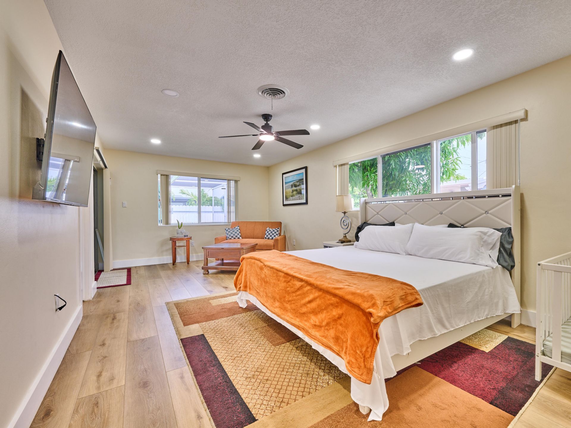 19615 NW 14th Avenue, Miami, FL 33169 Photo