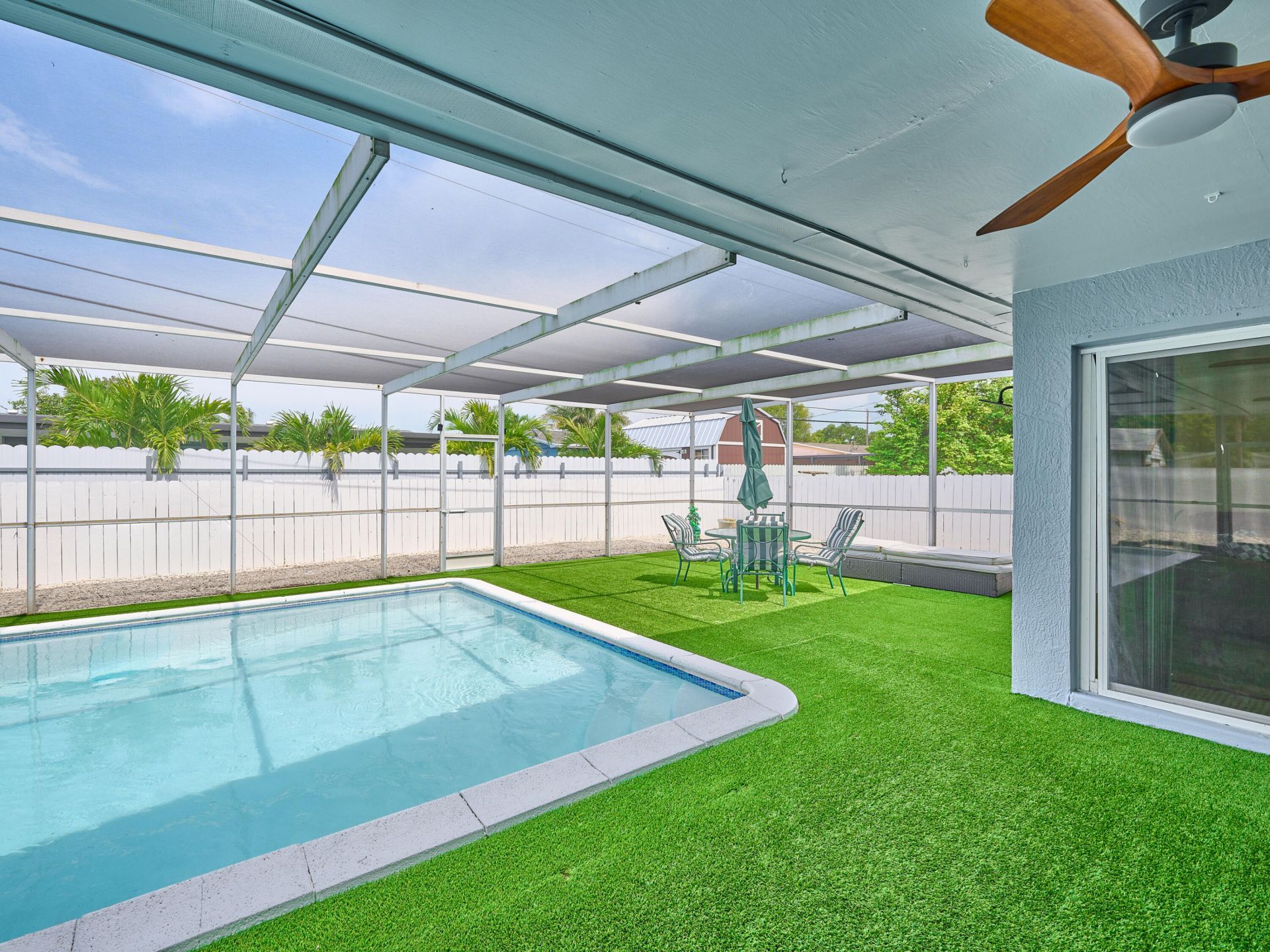 19615 NW 14th Avenue, Miami, FL 33169 Photo