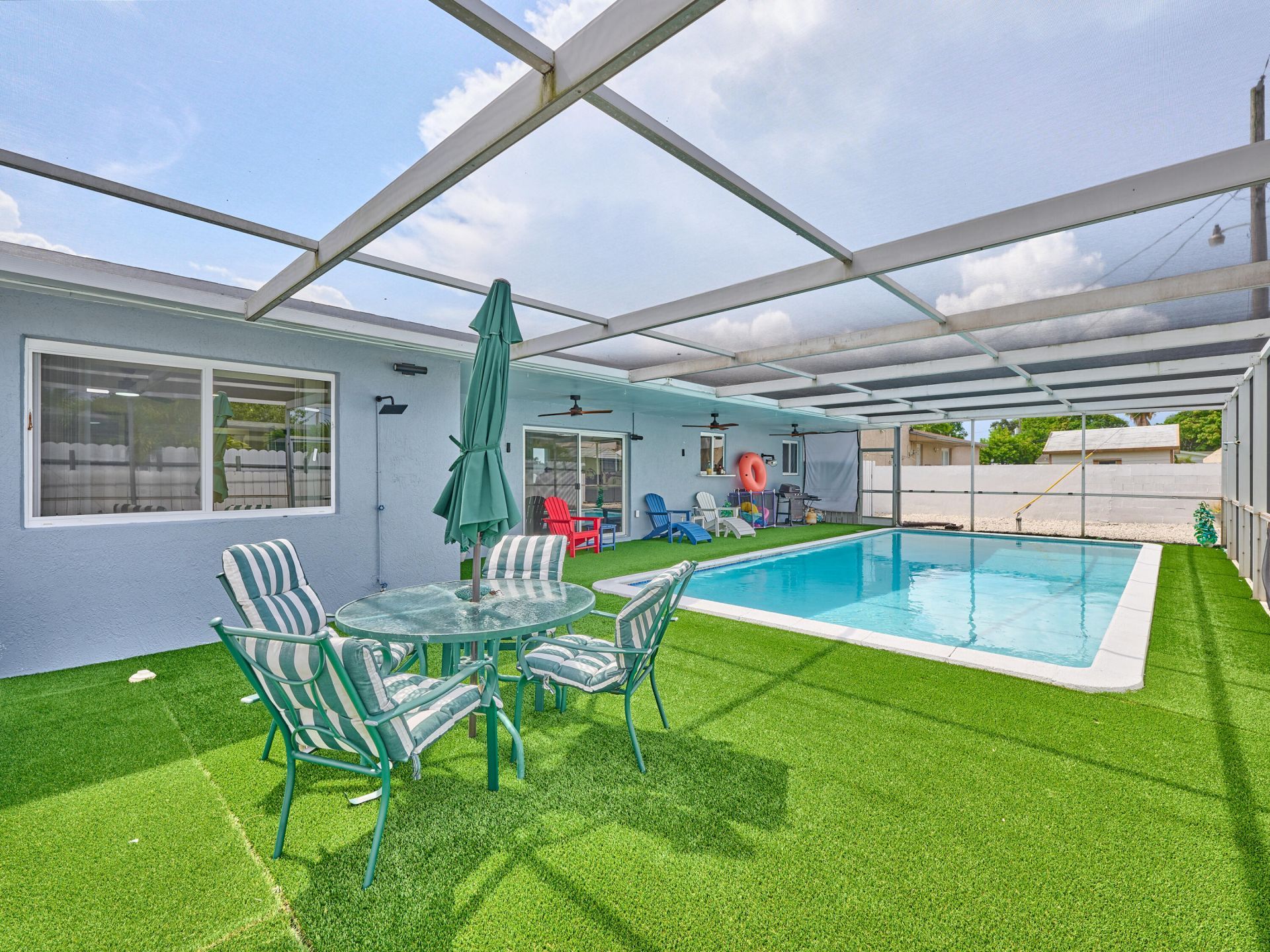 19615 NW 14th Avenue, Miami, FL 33169 Photo