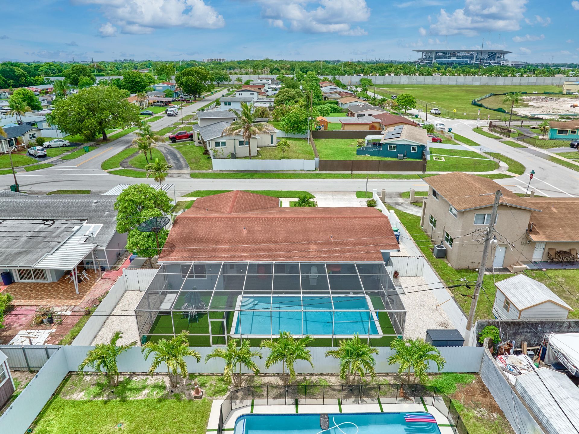 19615 NW 14th Avenue, Miami, FL 33169 Photo