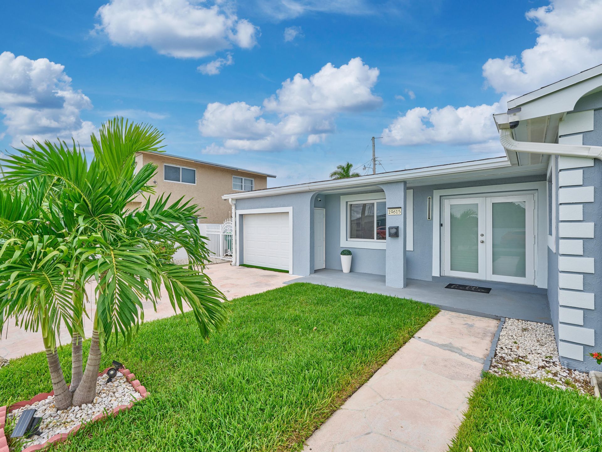 19615 NW 14th Avenue, Miami, FL 33169 Photo