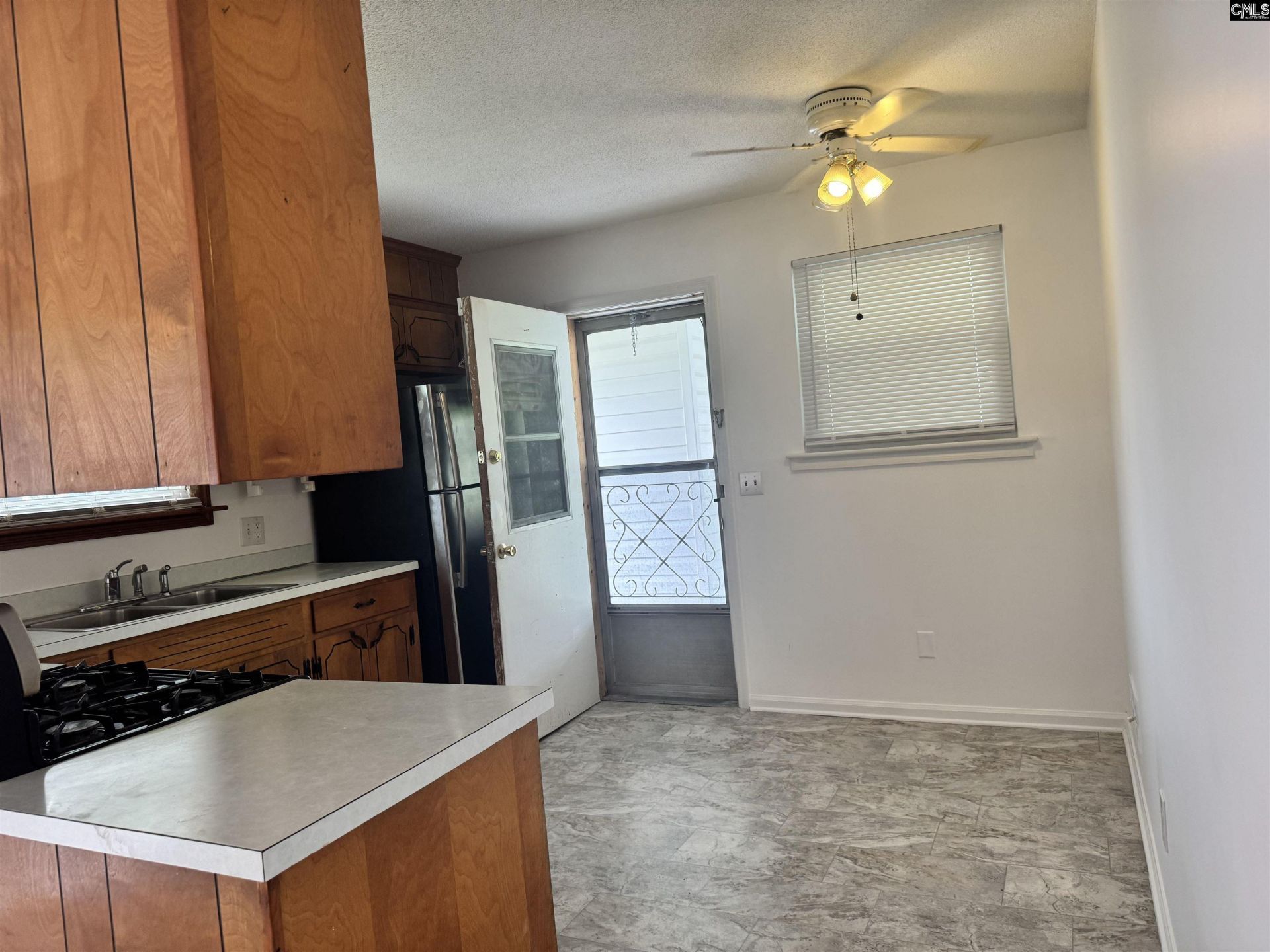 7109 Fran Road Photo 6