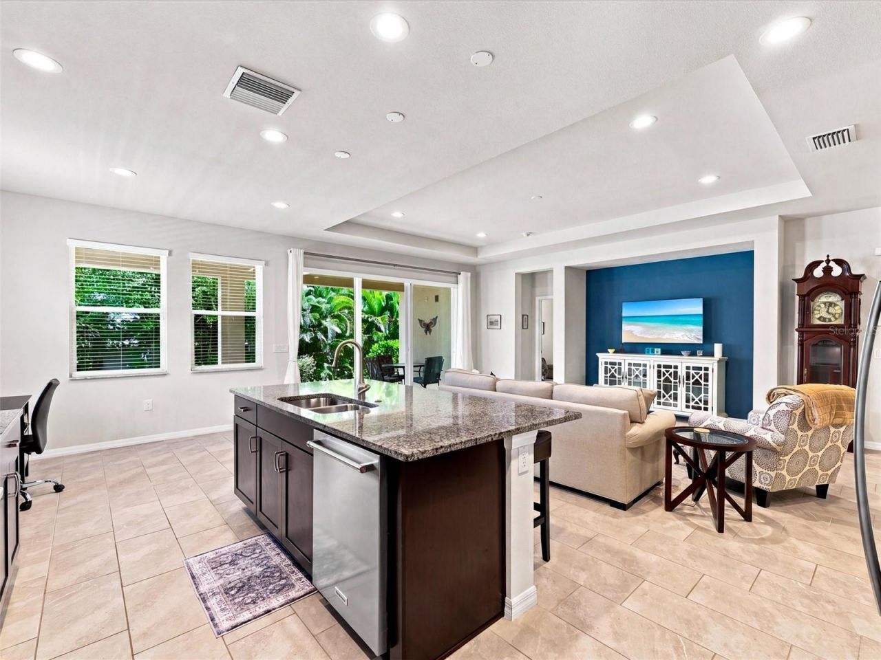 5133 Admiral Pointe Drive , Apollo Beach, FL 33572 Photo