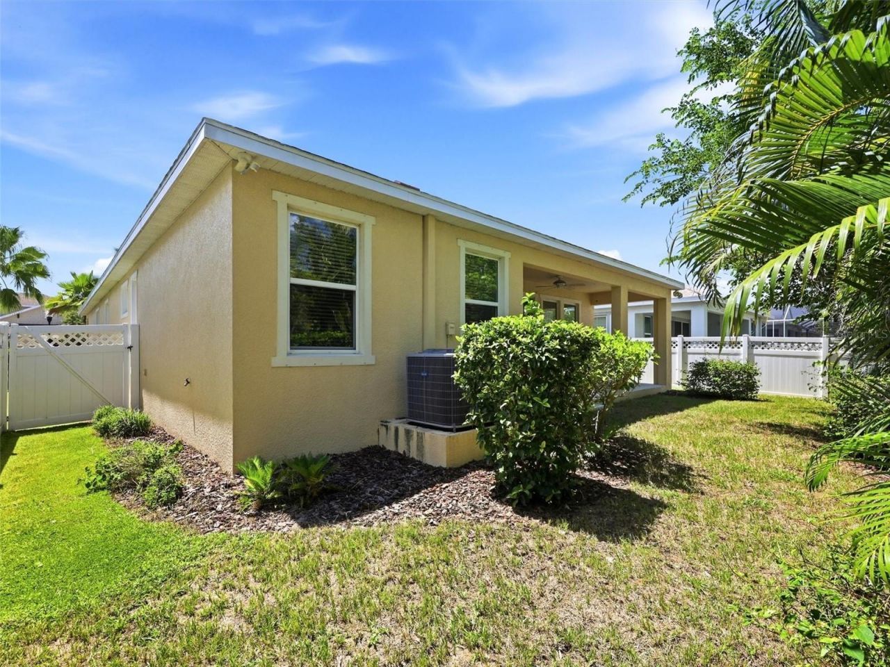5133 Admiral Pointe Drive , Apollo Beach, FL 33572 Photo