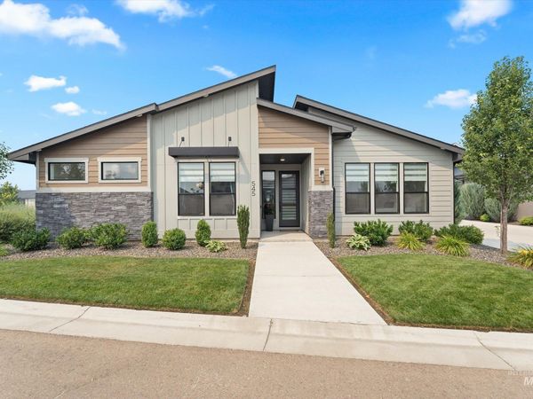 545 S Big Star Ln, Eagle, ID 83616