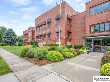 1540 N Cotner Boulevard, Unit A8, Lincoln, NE 68505