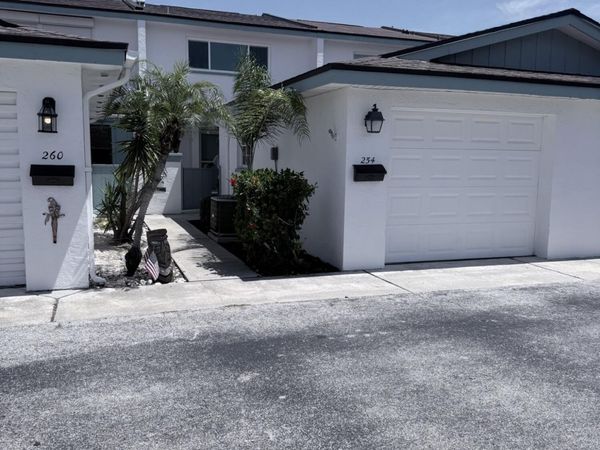 254 Queens Court , Satellite Beach, FL 32937