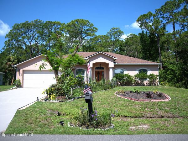 182 Shalimar Avenue NW , Palm Bay, FL 32907