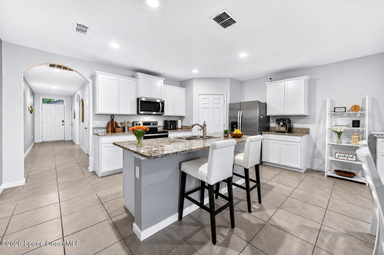 1581 Mineral Loop Drive Nw, Palm Bay, FL 32907 Photo