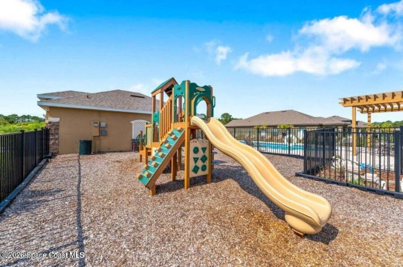 1581 Mineral Loop Drive Nw, Palm Bay, FL 32907 Photo