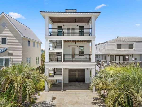 1429 Bahia Drive, Navarre, FL 32566