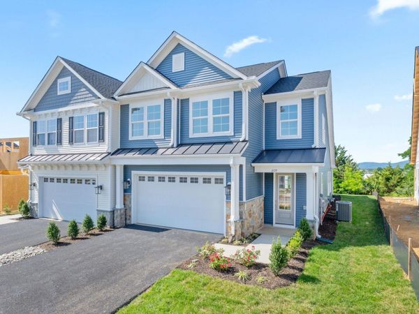 146 SUNBIRD LN, Waynesboro, VA 22980