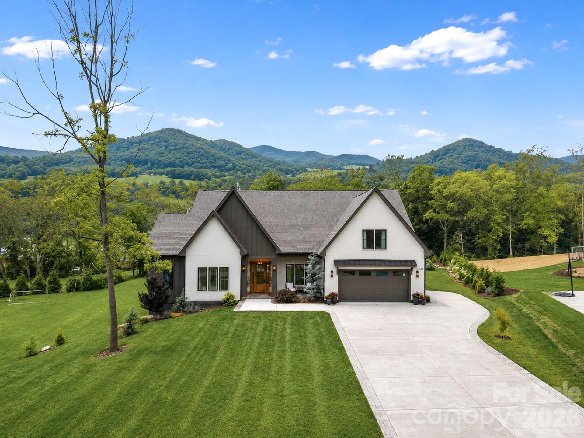 133 Annabelle Linn Drive, Fairview, NC 28730 Main Photo