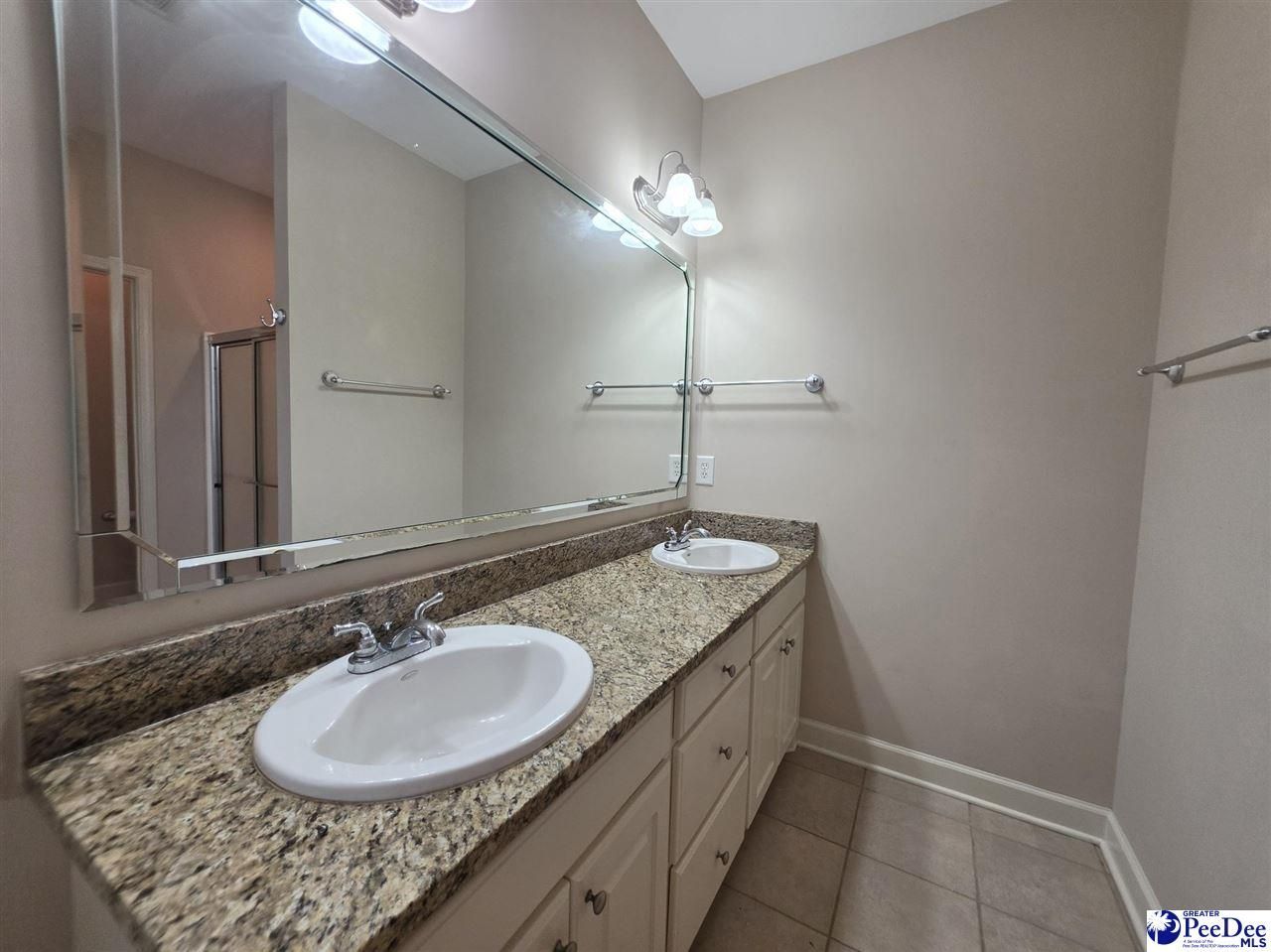 995 Maggie Way Photo 19