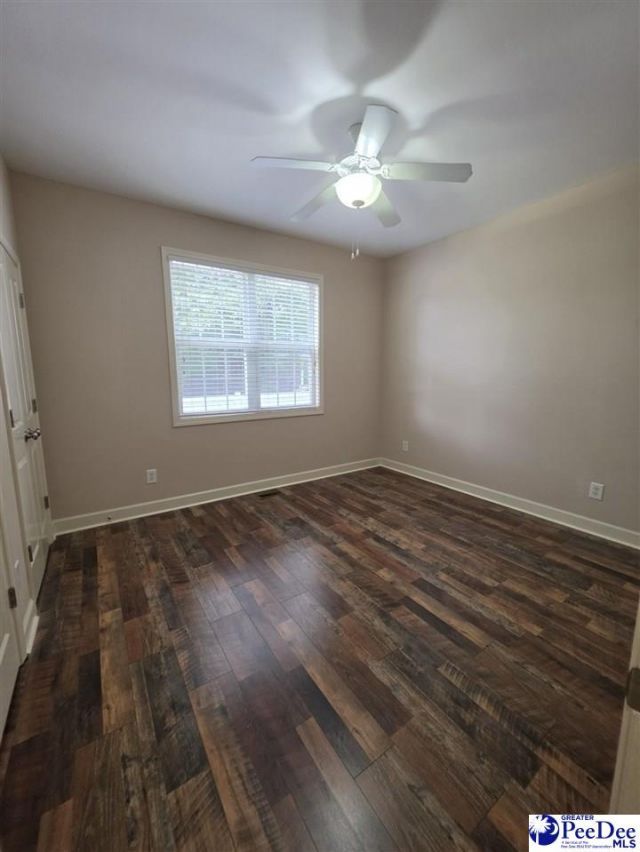 995 Maggie Way Photo 6