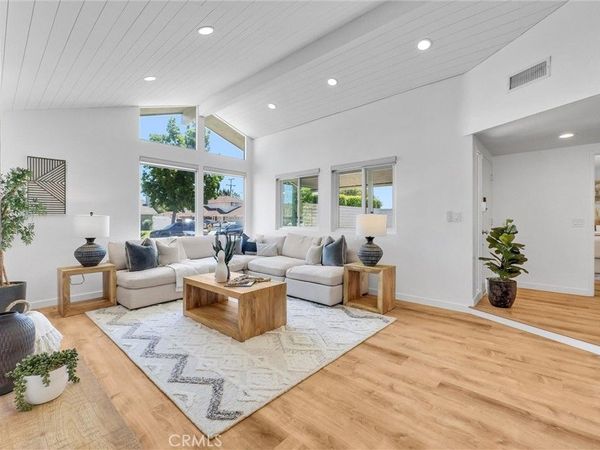 1517 E Riverview, Orange, CA 92865
