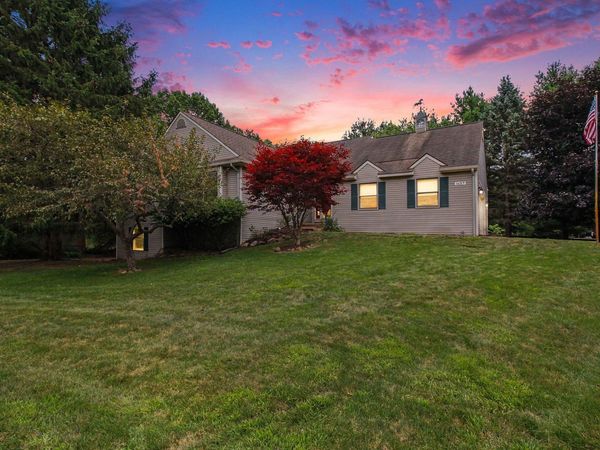 1457 Indian Trail, Milford, MI 48380