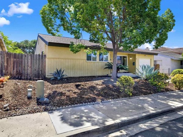 13351 Silver Lake Dr., Poway, CA 92064