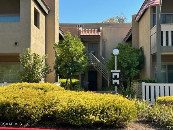 245 Oak Leaf Drive, Unit 104, Thousand Oaks, CA 91360