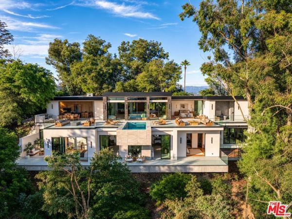 12752 Mulholland Drive, Los Angeles, CA 90210