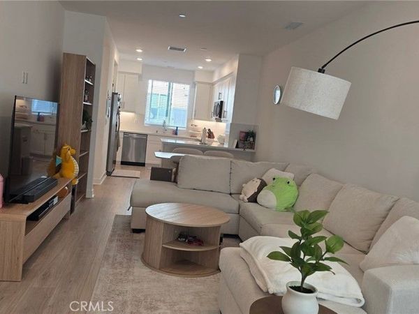 10002 Central Avenue, Garden Grove, CA 92843