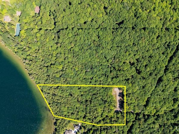 578 Pentoga Trail, Crystal Falls, MI 49920