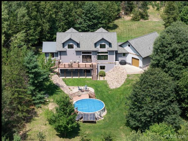 122 Norway Trail, Chocolay Twp, MI 49855